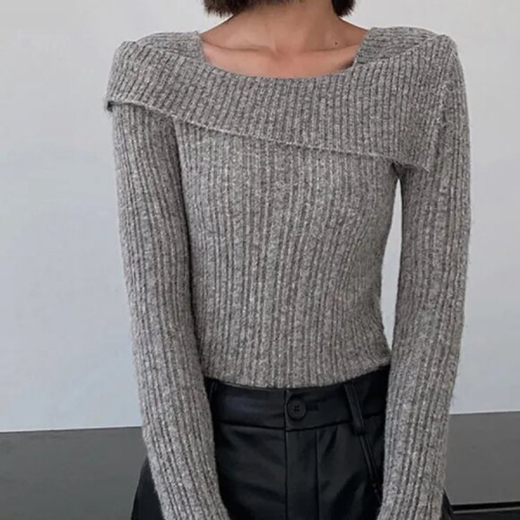 Gray Asymmetrical Sweater - Size M - Picture 1 of 3